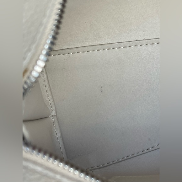 Balenciaga Neo Classic mini in cream - Picture 14 of 16